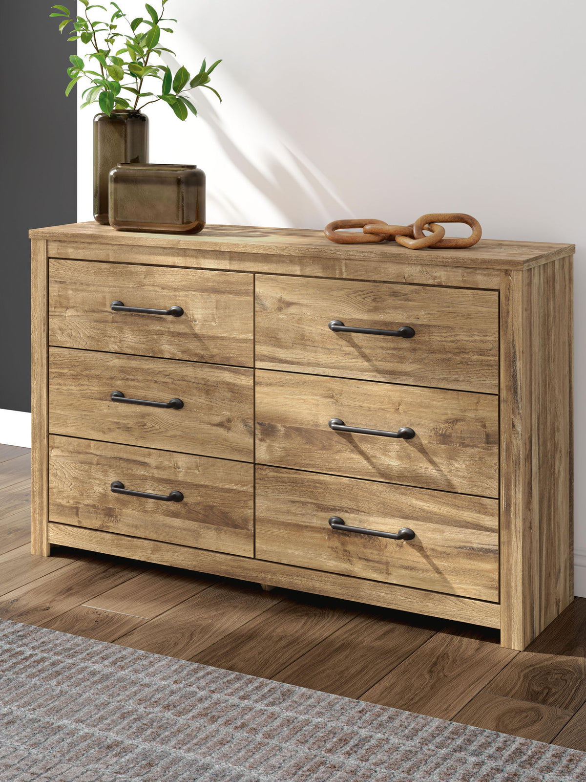 Maystonna - Six Drawer Dresser