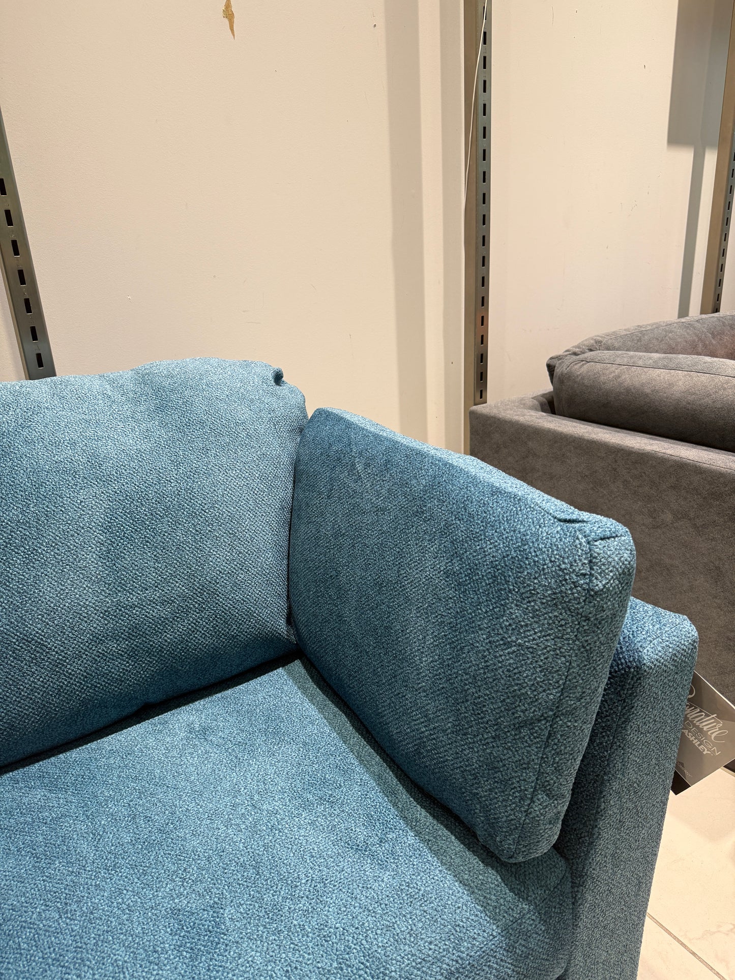 Keerwick 2pc Sofa & Loveseat Set by Ashley 🦋🌻