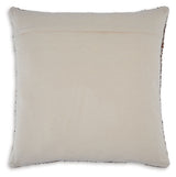 Nealton - Pillow