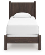 Pamytta - Panel Bedroom Set