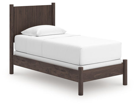Pamytta - Panel Bedroom Set