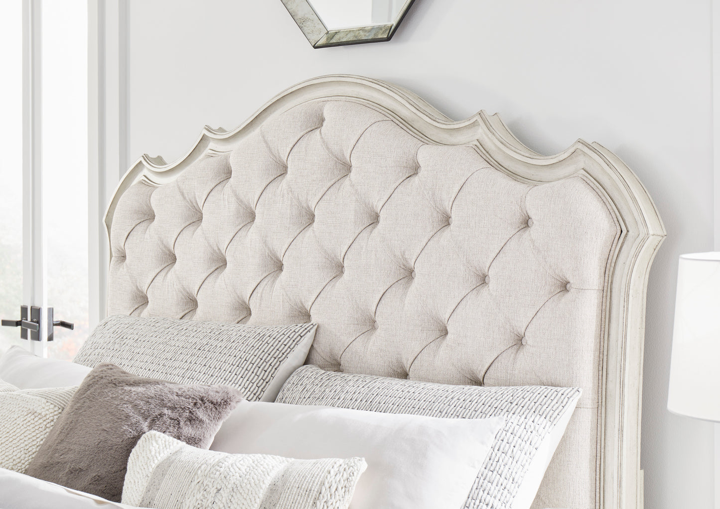 Arlendyne Upholstered Bed with Tufted Headboard