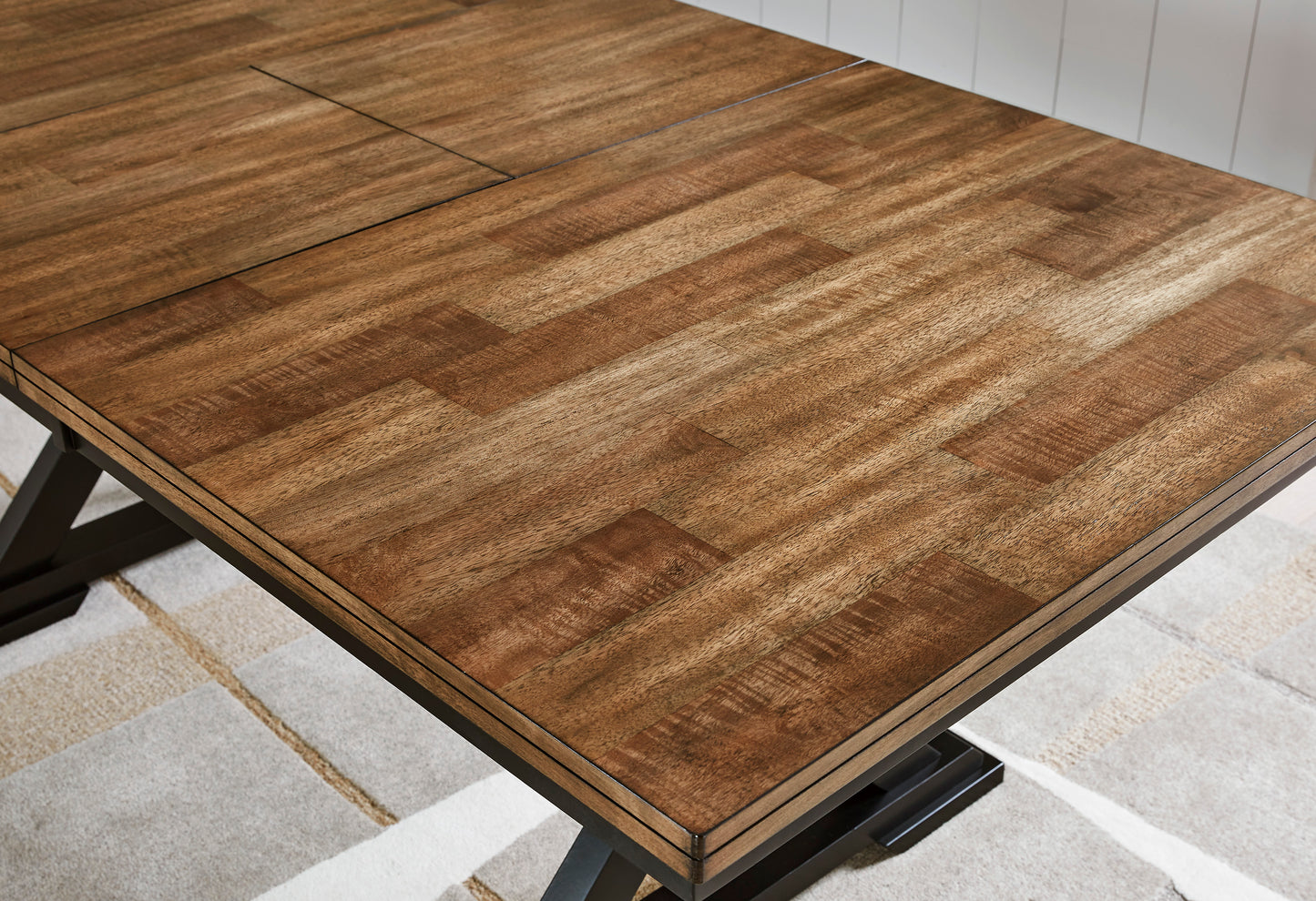 Wildenauer Farmhouse Dining Collection