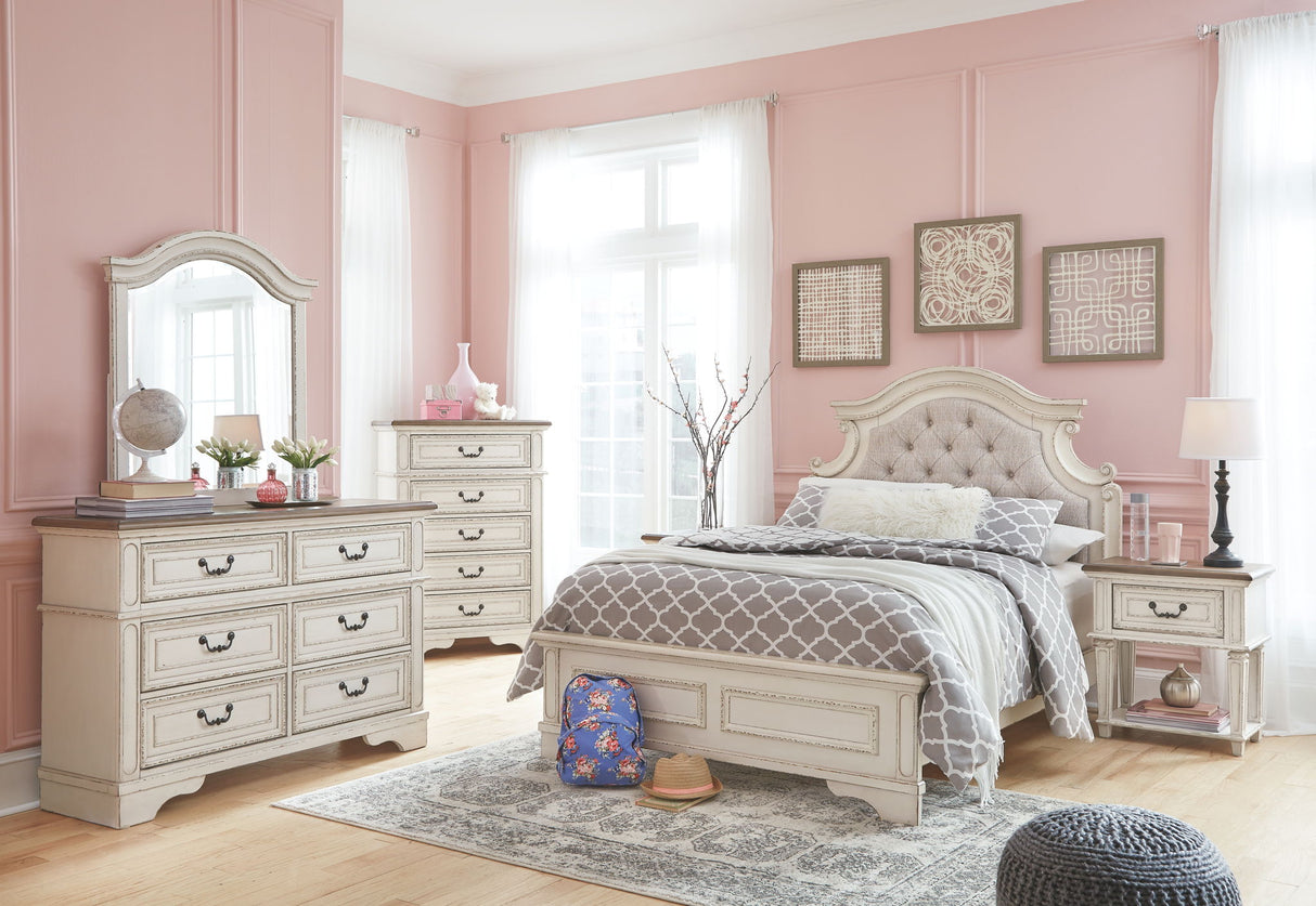 Realyn - Dresser